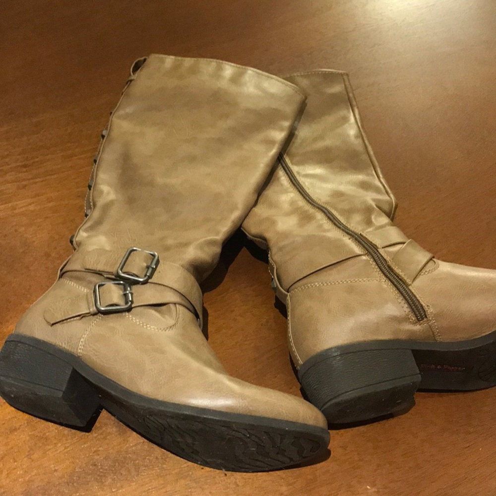 Pink and pepper tan tall boots size 9